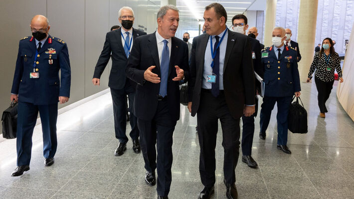 Στην Τουρκία Παναγιωτόπουλος και Μηταράκης για την εμπέδωση της «θετικής ατζέντας»