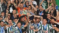 ΠΟΔΟΣΦΑΙΡΟ: Κυπελλούχος ο Παναθηναϊκός σε έναν επεισοδιακό τελικό