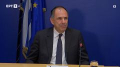 ΚΥΒΕΡΝΗΣΗ: Επιχειρεί να συγκαλύψει τις διαχρονικές ευθύνες για την «απελευθέρωση» των σιδηροδρόμων