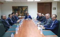 Φαρσοκωμωδία...