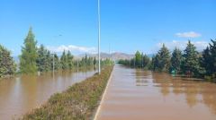 Κλειστή παραμένει η Εθνική στο ύψος της Λάρισας