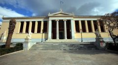 ΚΝΕ: Εμβολιαστικά κέντρα και μαζικά τεστ σε Πανεπιστήμια και σχολεία εδώ και τώρα!