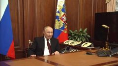 ΔΙΑΓΓΕΛΜΑ ΠΟΥΤΙΝ: Αναγνώρισε «ανεξαρτησία» σε Λουγκάνσκ και Ντονέτσκ με επίθεση στη ...Σοβιετική Ενωση