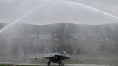 ΕΕΔΥΕ: Πρόκληση για τον λαό οι «φιέστες» της κυβέρνησης για την παραλαβή των «Rafale»