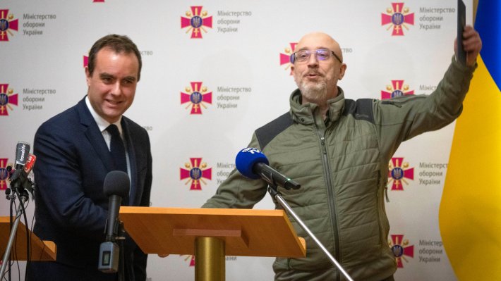 Ρεζνίκοφ: «Είμαστε ουσιαστικά μέλος του ΝΑΤΟ»