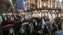 ΠΟΡΕΙΑ ΣΤΗ ΘΕΣΣΑΛΟΝΙΚΗ: «Το έγκλημα αυτό έχει υπογραφή: ΝΑΤΟ, Ευρωπαίοι και Ισραηλινοί»