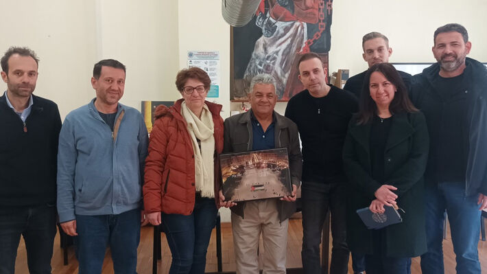 Η αλληλεγγύη του ΚΚΕ στον παλαιστινιακό λαό εκφράστηκε στη συνάντηση με τον Ακελ Τακάζ