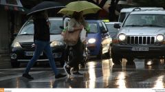 «Μείνετε σπίτι» λέει η κυβέρνηση ενόψει έντονων καιρικών φαινομένων