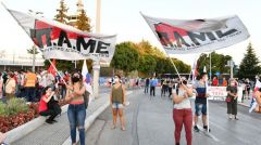  ΠΑΜΕ: Η ηγεσία της ΓΣΕΕ καλεί τους εργαζόμενους να «κάτσουν στα αυγά τους»