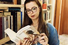 Πασχαλία Τραυλού, συγγραφέας: « Στη παρούσα φάση η Λογοτεχνία υπήρξε παρηγοριά. Το απέδειξε η μεγάλη αύξηση των πωλήσεων των βιβλίων στη διάρκεια της καραντίνας»