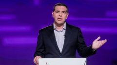Τάζει στο κεφάλαιο «νέο παραγωγικό μοντέλο» και στον λαό «σοβαρή δημοσιονομική διαχείριση»