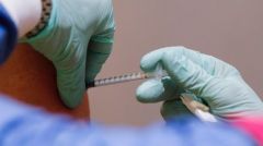 Ανοίγει σήμερα η πλατφόρμα για τον εμβολιασμό παιδιών άνω των 12 ετών