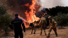 ΚΥΒΕΡΝΗΣΗ: Ρίχνει τον στρατό στις πυρκαγιές, λόγω πενίας μέσων δασοπροστασίας και πυρόσβεσης
