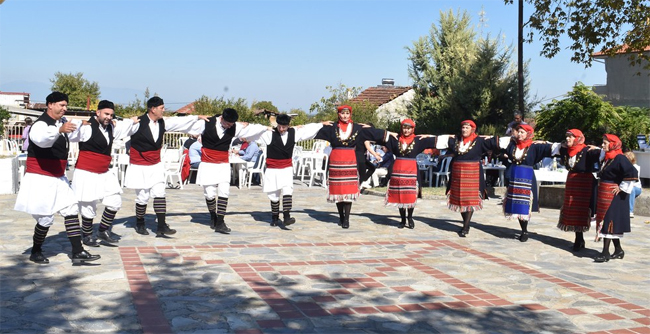 Γιορτή παραδοσιακής παραγωγής τσίπουρου στην Αγία Βαρβάρα 