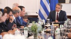 «Μετρημένα μέτρα» βαφτίζει τα ψίχουλα για την ενεργειακή φτώχεια
