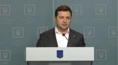 «Η Ρωσία πρέπει να μιλήσει με την Ουκρανία» δηλώνει σε νέο διάγγελμα ο Ζελένσκι