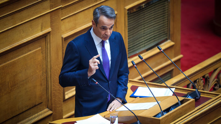 ΚΥΡ. ΜΗΤΣΟΤΑΚΗΣ: Εμφανίζει ως «λύση» για την ακρίβεια, την αιτία του προβλήματος