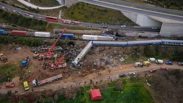 ΣΥΓΓΕΝΕΙΣ ΘΥΜΑΤΩΝ ΕΓΚΛΗΜΑΤΟΣ ΤΩΝ ΤΕΜΠΩΝ: Κατέθεσαν νέο υπόμνημα για διενέργεια ελέγχου DNA