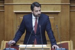 Ο Τάσος Μπαρτζώκας φέρνει στη Βουλή τις ζημιές των αγροτών της Ημαθίας από την πρόσφατη ανεμοθύελλα