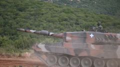 ΚΥΒΕΡΝΗΣΗ: Ετοιμάζεται να στείλει και άλλα όπλα στην κυβέρνηση Ζελένσκι