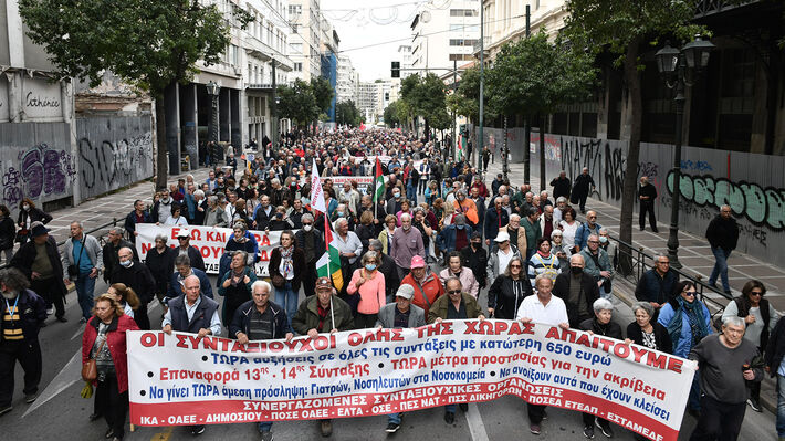 ΣΥΝΕΡΓΑΖΟΜΕΝΕΣ ΣΥΝΤΑΞΙΟΥΧΙΚΕΣ ΟΡΓΑΝΩΣΕΙΣ: «Δεν είμαστε μυρμήγκια . Απαιτούμε πραγματικές αυξήσεις»