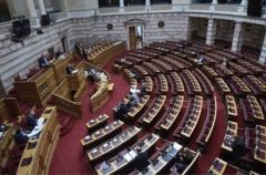 Η μεγάλη «σφαγή» των λαϊκών νοικοκυριών για τα επόμενα χρόνια