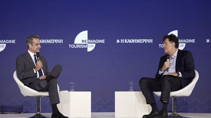 Ο λαός «staycation» και το κεφάλαιο... βουτιές στα κέρδη