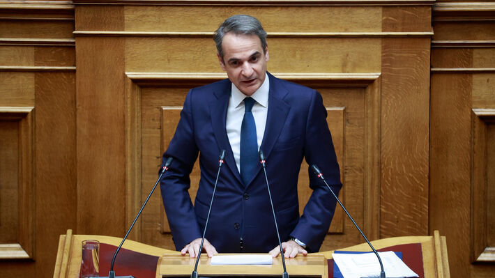 ΚΥΡΙΑΚΟΣ ΜΗΤΣΟΤΑΚΗΣ: Ενώ ο λαός πληρώνει τα μαλλιοκέφαλά του στα «κοράκια» της Υγείας, παρουσίασε ως ειδυλλιακή την αντιδραστική πολιτική ΕΕ και κυβερνήσεων