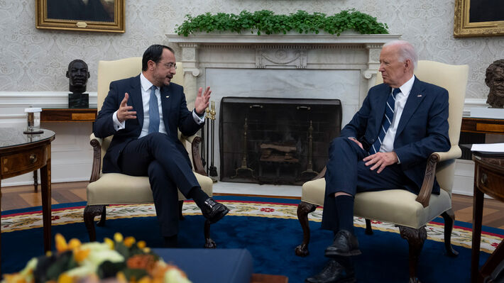 ΚΟΜΜΟΥΝΙΣΤΙΚΗ ΠΡΩΤΟΒΟΥΛΙΑ ΚΥΠΡΟΥ Η συνάντηση Χριστοδουλίδη  και Μπάιντεν και ο «στρατηγικός διάλογος» σηματοδοτούν κλιμάκωση των παζαριών στο Κυπριακό