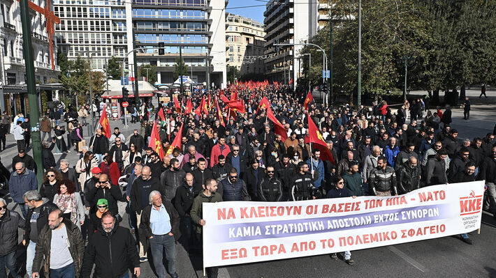 Χιλιάδες κόσμου στη κινητοποίηση του ΚΚΕ εξέφρασαν την εναντίωση του λαού στη συμμετοχή της Ελλάδας στο ιμπεριαλιστικό μακελειό