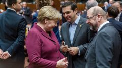 Κορδώνονται για την Μέρκελ!