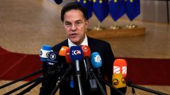 ΠΟΛΕΜΙΚΟ ΑΝΑΚΟΙΝΩΘΕΝ Η ΟΜΙΛΙΑ ΤΟΥ ΓΓ ΤΟΥ ΝΑΤΟ: Ο Μ. Ρούτε ζητάει να κοπούν συντάξεις για να αυξηθούν οι πολεμικές δαπάνες για το ιμπεριαλιστικό σφαγείο!