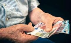 ΜΥΘΟΣ : «Αυξάνονται οι συντάξεις»