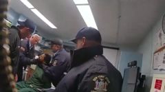 ΠΛΕΥΡΕΣ «ΔΗΜΟΚΡΑΤΙΑΣ» ΣΤΗ ΜΕΚΚΑ ΤΟΥ ΚΑΠΙΤΑΛΙΣΜΟΥ