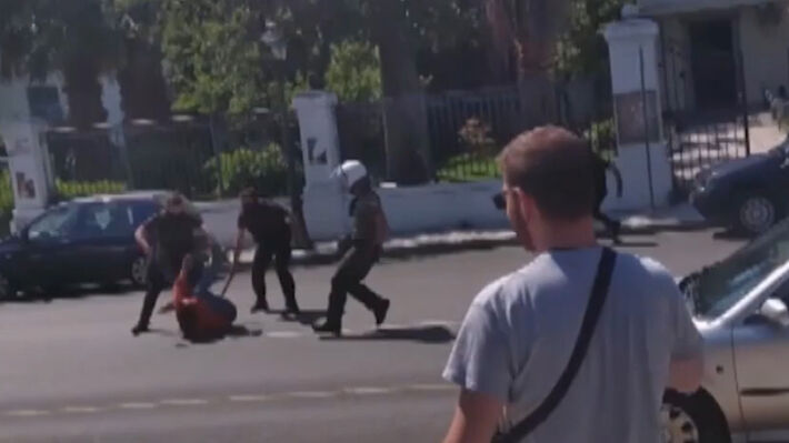 Την παραπομπή έξι αστυνομικών για το θάνατο του Βασίλη Μάγγου πρότεινε η Εισαγγελέας