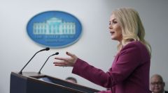 Η κυβέρνηση Τραμπ θα απολύσει έως και το 10% των ομοσπονδιακών υπαλλήλων