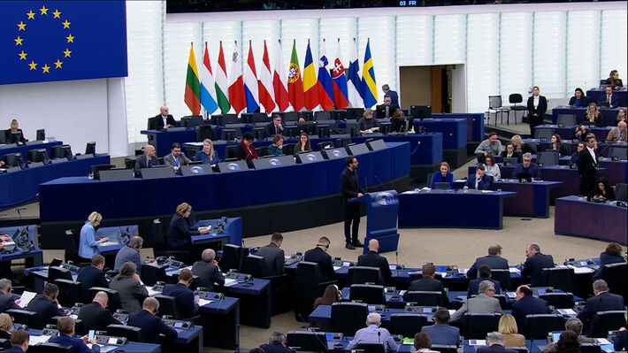 ΕΥΡΩΚΟΙΝΟΒΟΥΛΕΥΤΙΚΗ ΟΜΑΔΑ ΤΟΥ ΚΚΕ: Ερώτηση σχετικά με τις άδικες προμήθειες στις συναλλαγές των λαϊκών στρωμάτων και την κερδοφορία των τραπεζών