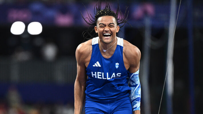 Ανέβασε κι άλλο το πανελλήνιο ρεκόρ στον κλειστό στίβο ο Εμμανουήλ Καραλής
