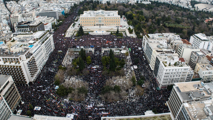 ΠΑΜΕ: Οξυγόνο μας ο μαζικός οργανωμένος αγώνας ενάντια στις «κοιλάδες των Τεμπών»