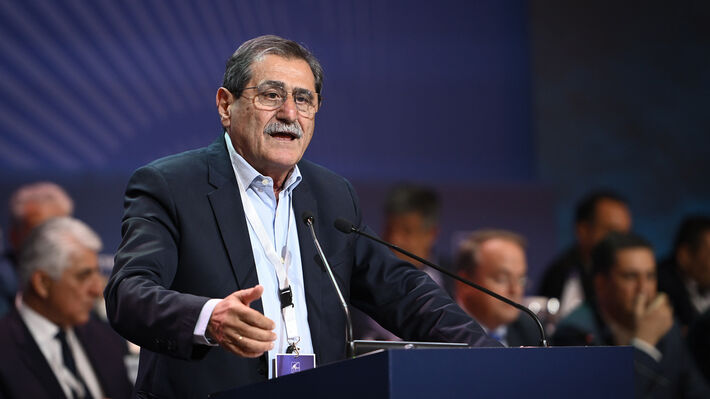 ΔΗΜΑΡΧΟΣ ΠΑΤΡΑΣ: Απαιτεί να δίνεται η δυνατότητα διαγραφής χρεών των δημοτών στα δημοτικά συμβούλια