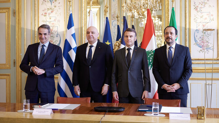 Οι «παράγοντες σταθερότητας» των «κρατών δικαίου» συναντήθηκαν πάλι με τα τζιχαντιστικά κτήνη της Συρίας