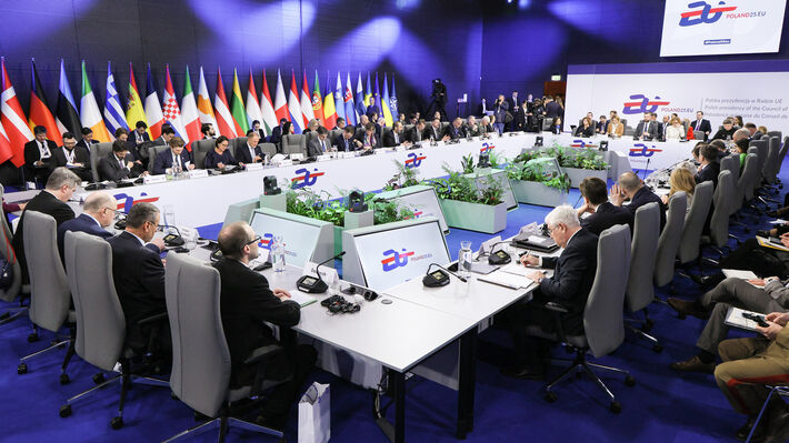 ΣΥΜΒΟΥΛΙΟ ΕΞΩΤΕΡΙΚΩΝ ΚΑΙ ΑΜΥΝΑΣ ΤΗΣ ΕΕ: Στο τραπέζι η στρατιωτικοποίηση της ΕΕ με την Ελλάδα να διεκδικεί πρωταγωνιστικό ρόλο