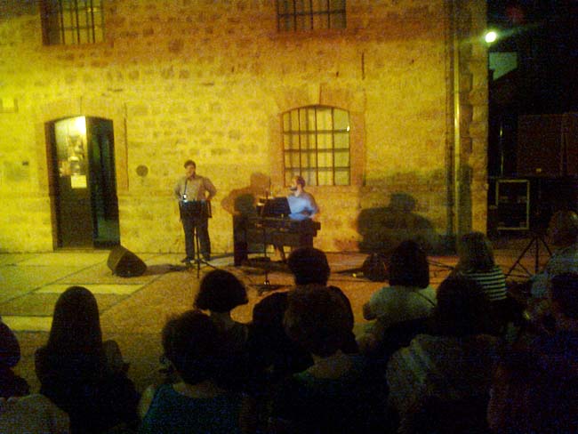 «Πάμε μια βόλτα στο φεγγάρι»…