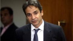 Παραπλανητική τροπολογία για την «αξιολόγηση» κατέθεσε η κυβέρνηση