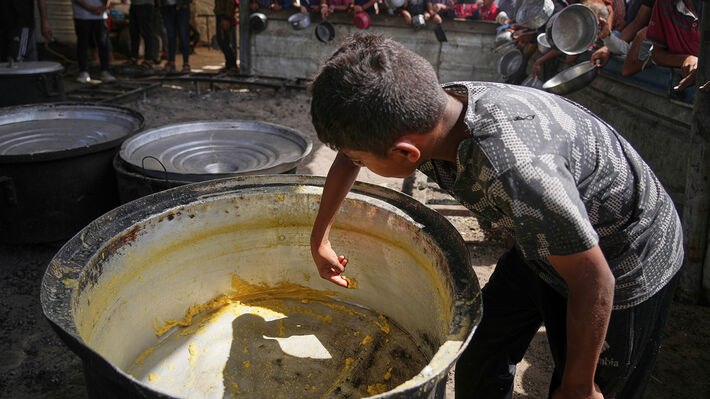 ΕΝΩΣΗ ΔΙΚΑΣΤΩΝ ΚΑΙ ΕΙΣΑΓΓΕΛΕΩΝ: «Κανένας άνθρωπος δεν μπορεί να κλείνει τα μάτια στη γενοκτονία στη Γάζα»