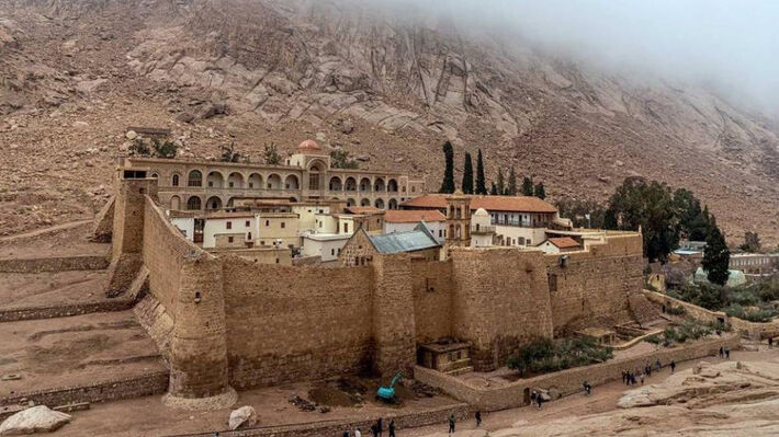 Επικοινωνία Μητσοτάκη και Σίσι για την απόφαση δήμευσης της περιουσίας της Μονής Σινά