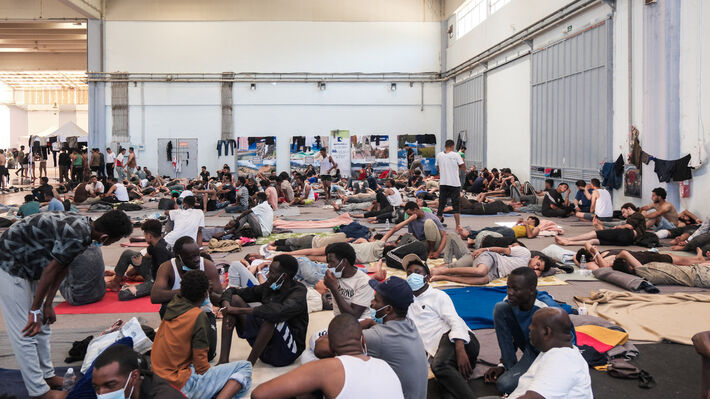 ΕΝΩΣΗ ΔΙΟΙΚΗΤΙΚΩΝ ΔΙΚΑΣΤΩΝ: Απαιτεί την απόσυρση της τροπολογίας για τους πρόσφυγες που αναστέλλει το δικαίωμα στο άσυλο