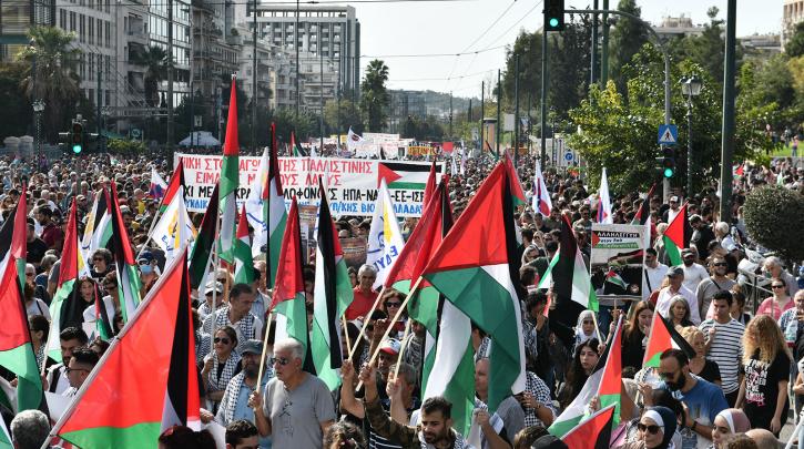 Άλλαι μεν βουλαί υποτακτικών, άλλα δε λαός κελεύει…