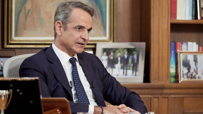 Ο Μητσοτάκης προσπαθεί να κρύψει ότι η όξυνση των προβλημάτων για τον λαό έχει τη σφραγίδα της κυβέρνησης, της ΕΕ, και της εμπλοκής στα σχέδια του ΝΑΤΟ