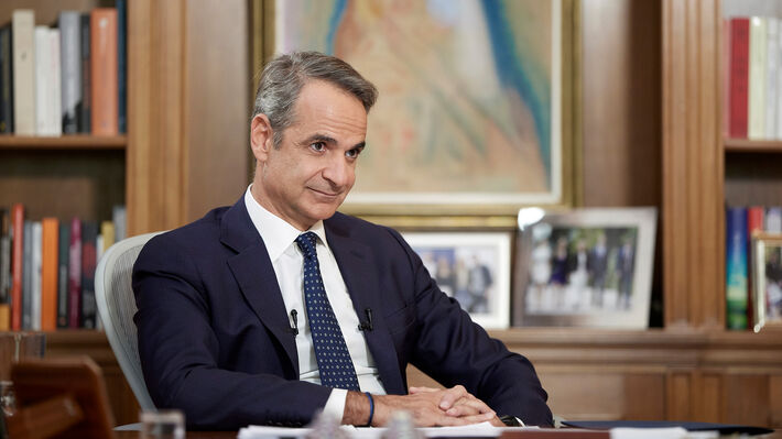 ΚΥΡΙΑΚΟΣ ΜΗΤΣΟΤΑΚΗΣ: Πεθαίνουν συνταξιούχοι πάνω στις σκαλωσιές και υπερασπίζεται την «ενεργό γήρανση» της σάπιας ΕΕ